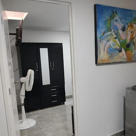 Home To Go Hostal Apartamentos Cali Exterior photo