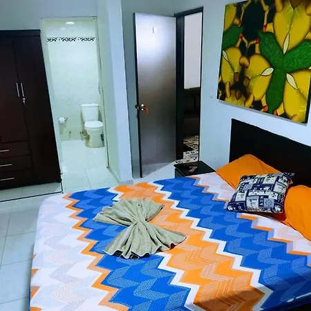 Home To Go Hostal Apartamentos Cali Exterior photo