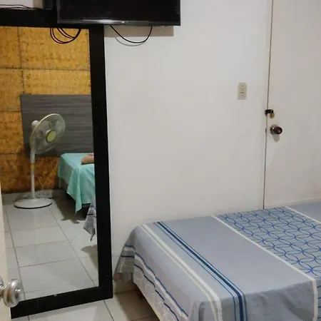 Home To Go Hostal Apartamentos Cali Exterior photo